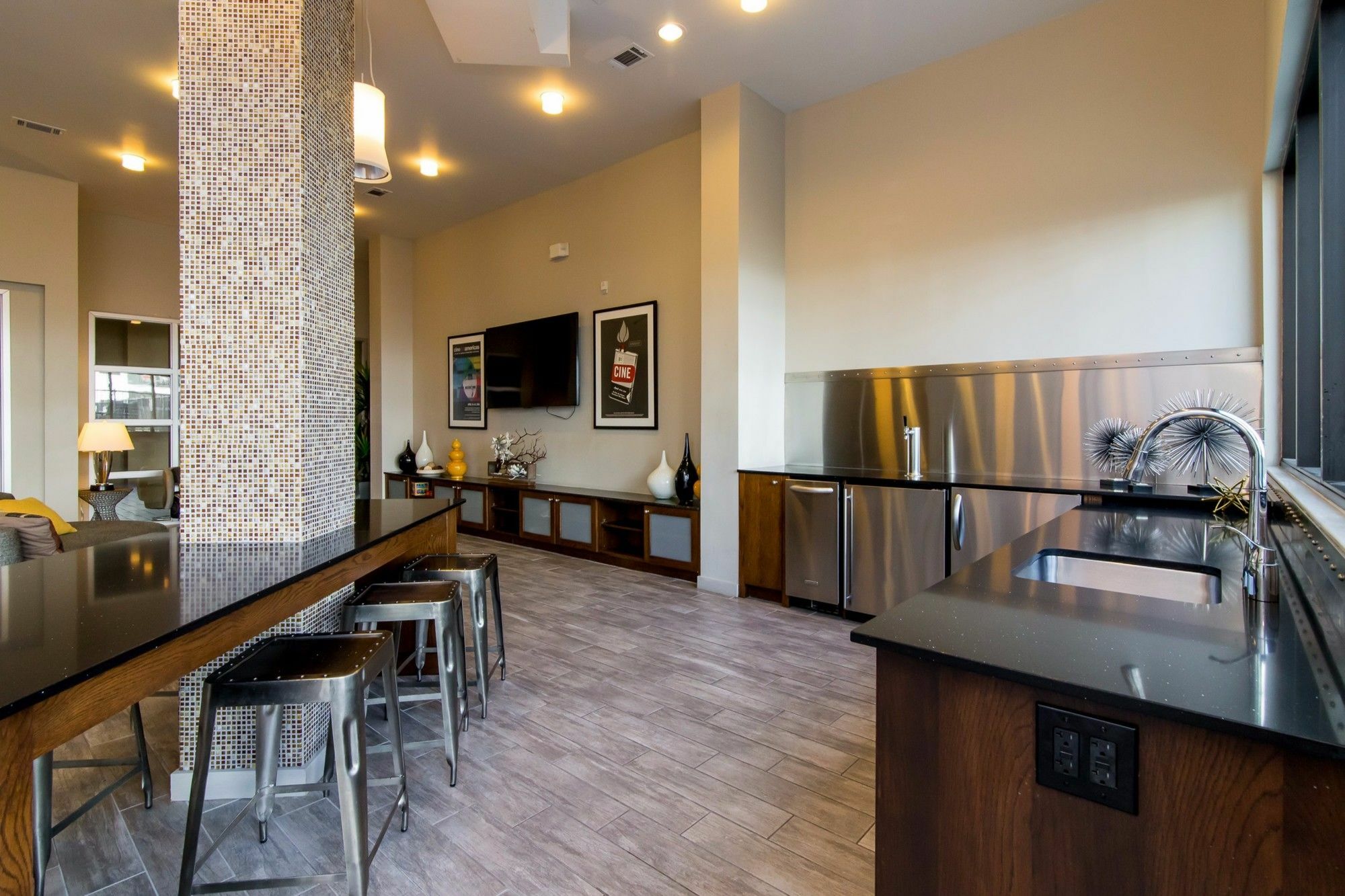 6Th Street Exclusives By Yourent Austin Exterior photo